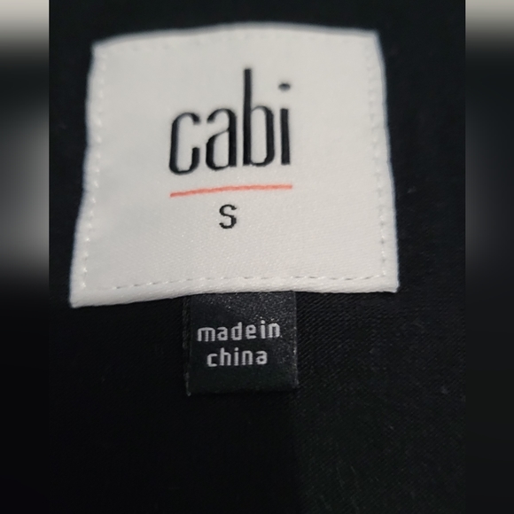 CAbi Convertible Beyond Tee NWOT - Picture 7 of 11